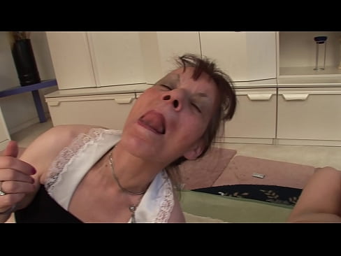 ❤️ Bi amona eta aitona batek hirukotea dute Pornografia gurean eu.redporn-tv.ru ❌❤
